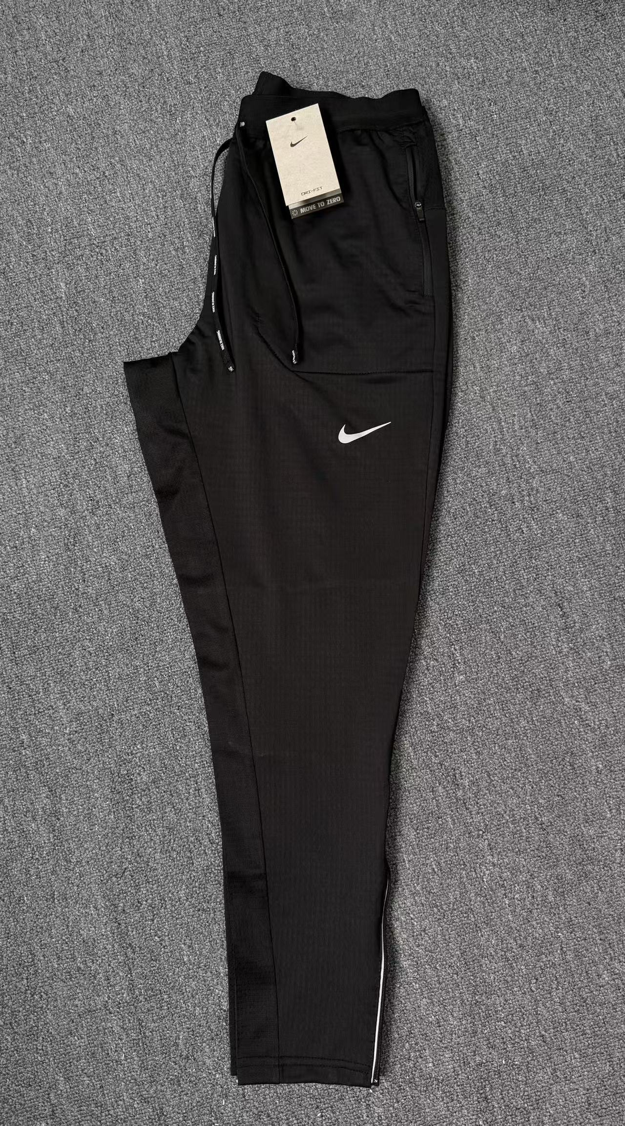 Nike running phenom élite