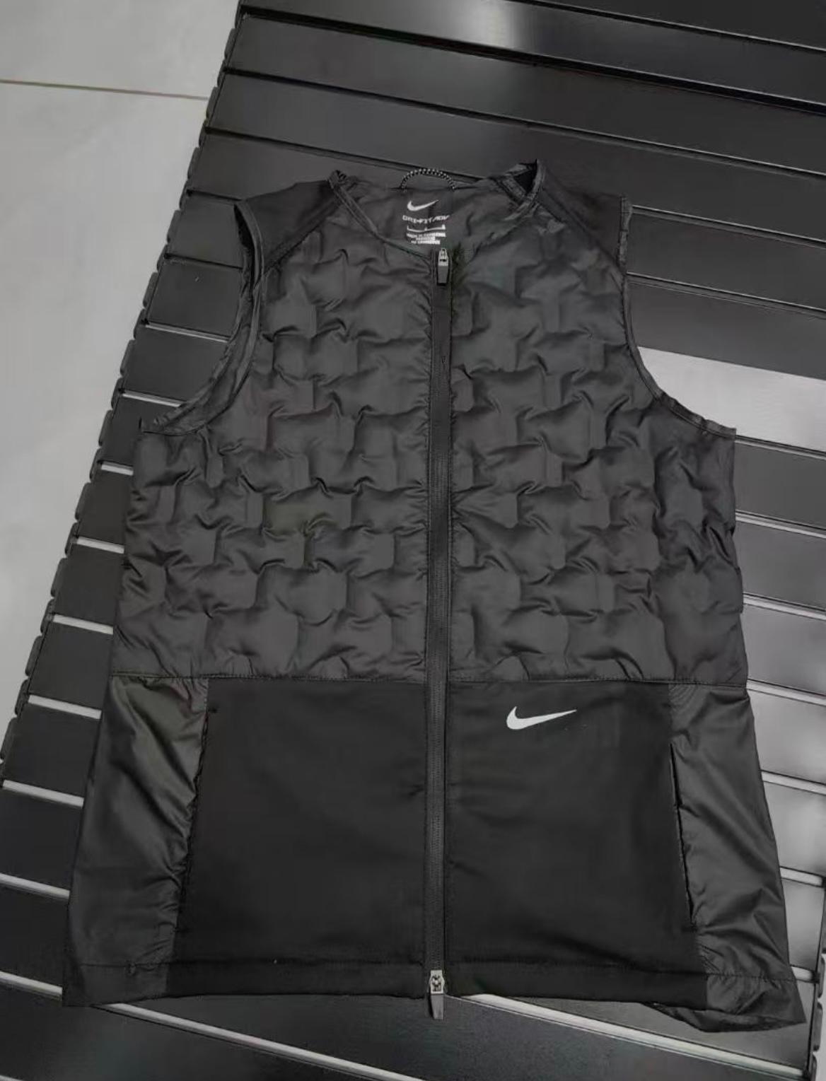 Nike Synthetic-Fill Gilet – Veste Sans Manches